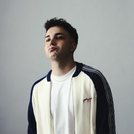 Cantilene (feat. Olly)