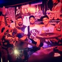 Mercenários No Poder