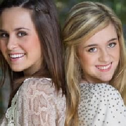 Foto de Megan And Liz