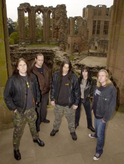 Domination (en EspaÑol) - Bolt Thrower - Letras.com