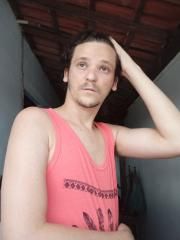 (Tão Tara) Cheio de Tesão (part. Frugal)