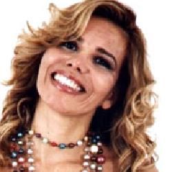 Photo of Márcia Freire