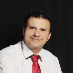 Foto de Cantor Ailton Belem