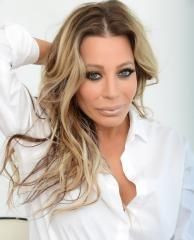 Taylor Dayne