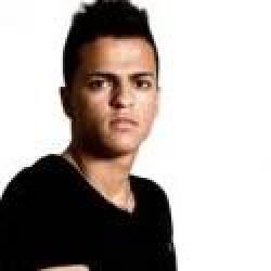 Photo of Feliphy Mairink