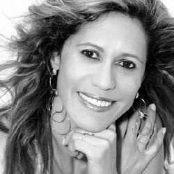 Photo of Rose Pequeno