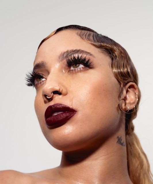 Kiana Ledé | 15 álbuns da Discografia no LETRAS.MUS.BR