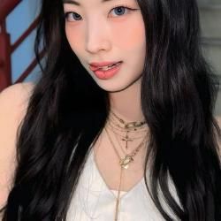 Foto de DAHYUN (TWICE)