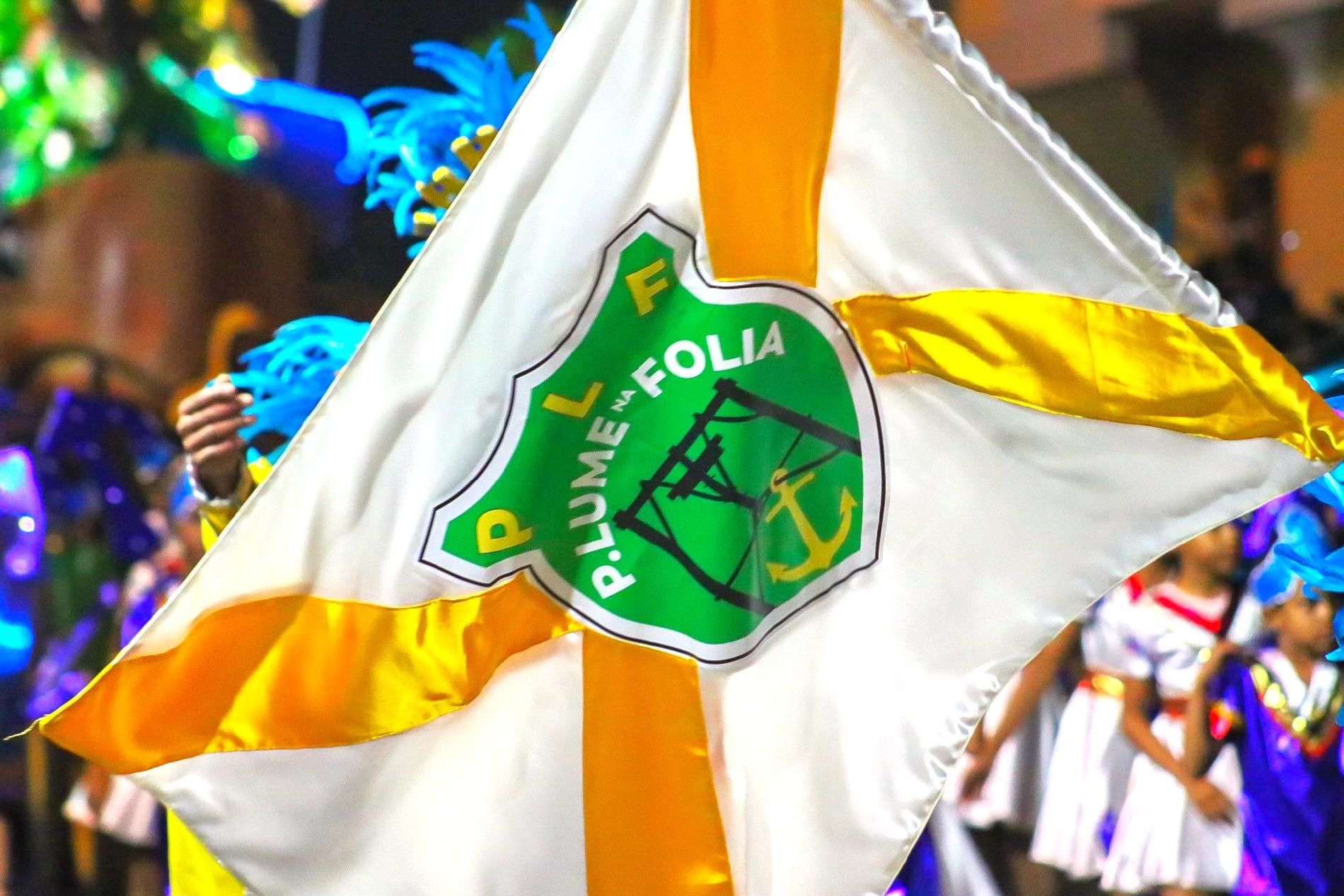 Pedra Lume na Folia