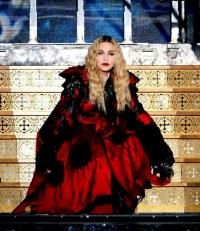 Erotic Candy Shop (MDNA World Tour / Live 2012)