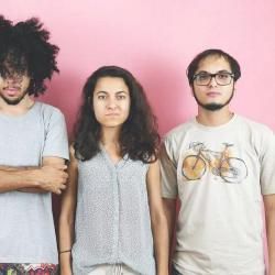 Foto de Black Cold Bottles