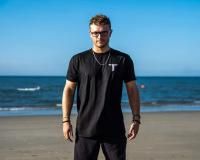 Standing Tall (feat. Jonah Hitchens)