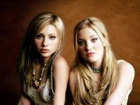 Aly & AJ