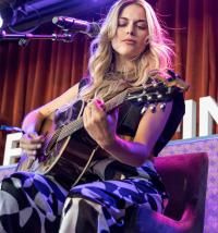 Goodbye Looks Good On You (feat. Mitchell Tenpenny)