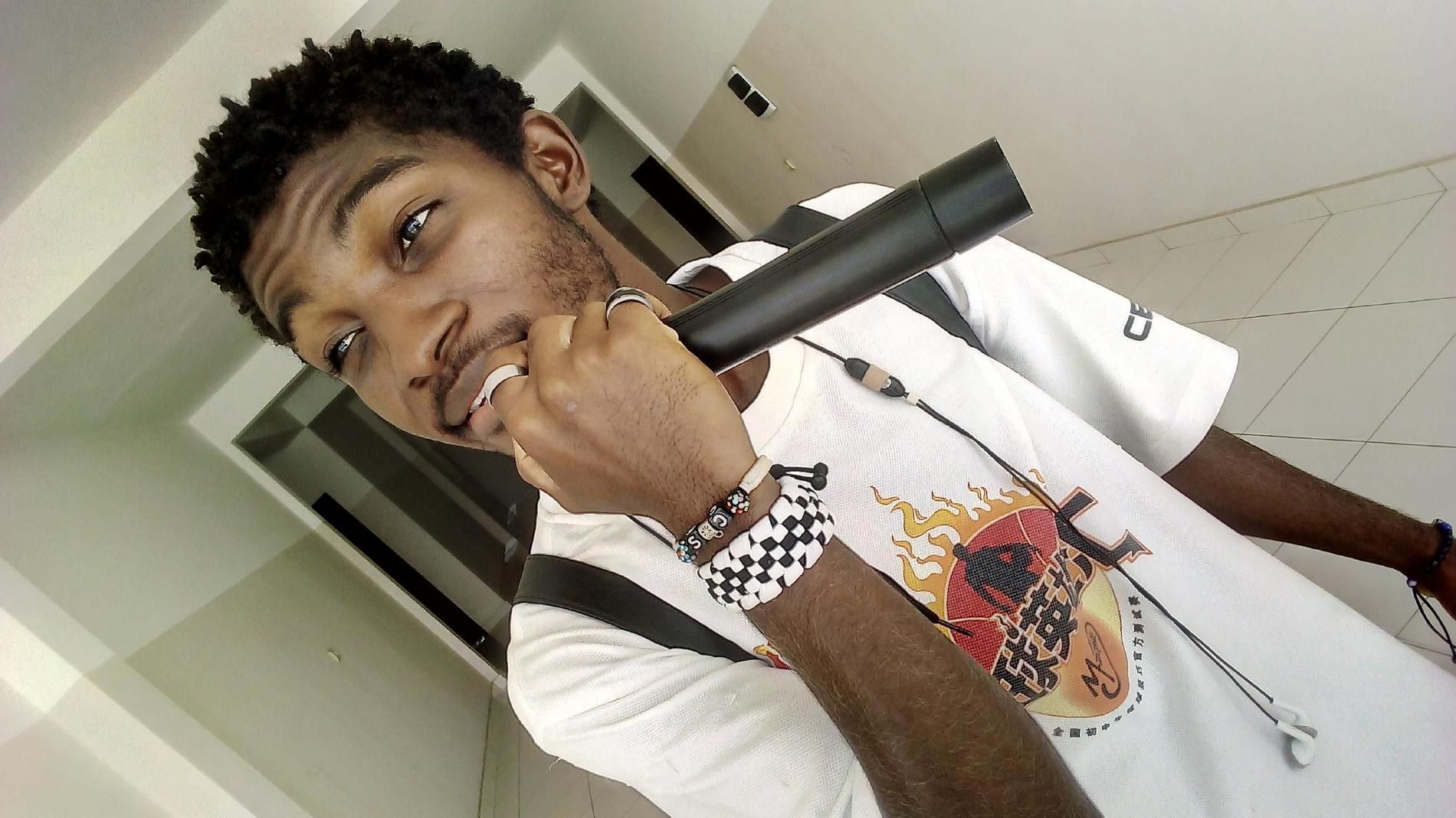 Evanildo O Gago Mc