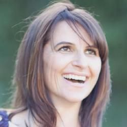 Photo of Nicole Gordon