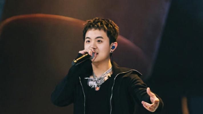 Orbit (轨道) (feat. THE 8)