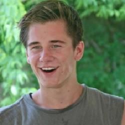 Foto de Luke Benward