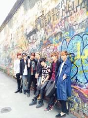 Attack On Bangtan (Japanese Version)