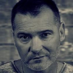 Foto de Adam Brand