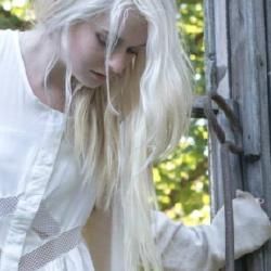 Photo of Holly Henry