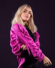 Caliente (part. Pabllo Vittar)