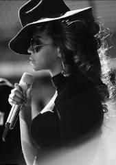Pray (feat. Jay Z)